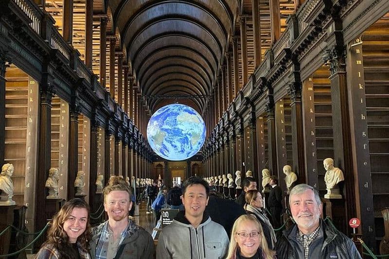 Dublin Book of Kells, Castle and Molly Malone Statue Visite guidée