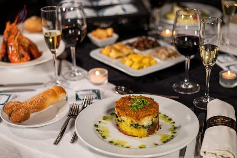 Spectacle de cabaret sexy avec dîner à Lisbonne