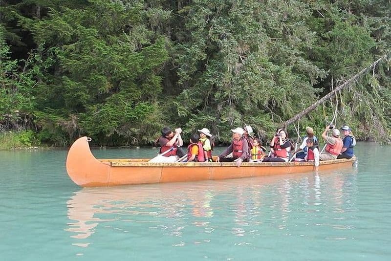Safari en pirogue Voyageur de la faune de l'Alaska au départ de Haines
