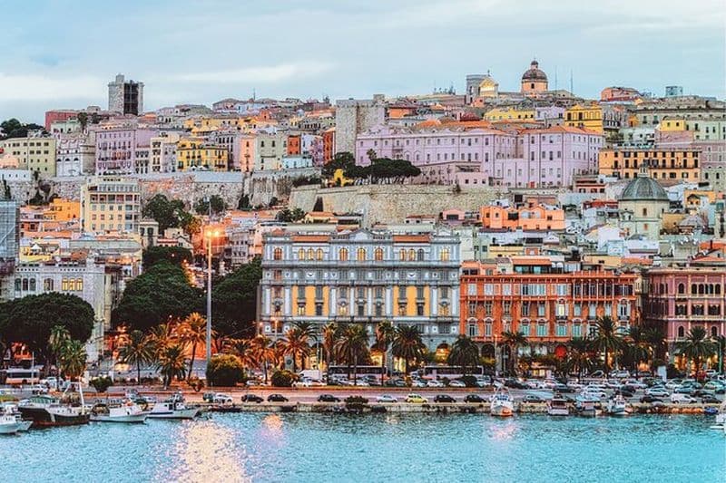 Chasse au trésor de Cagliari et visite autoguidée des points forts