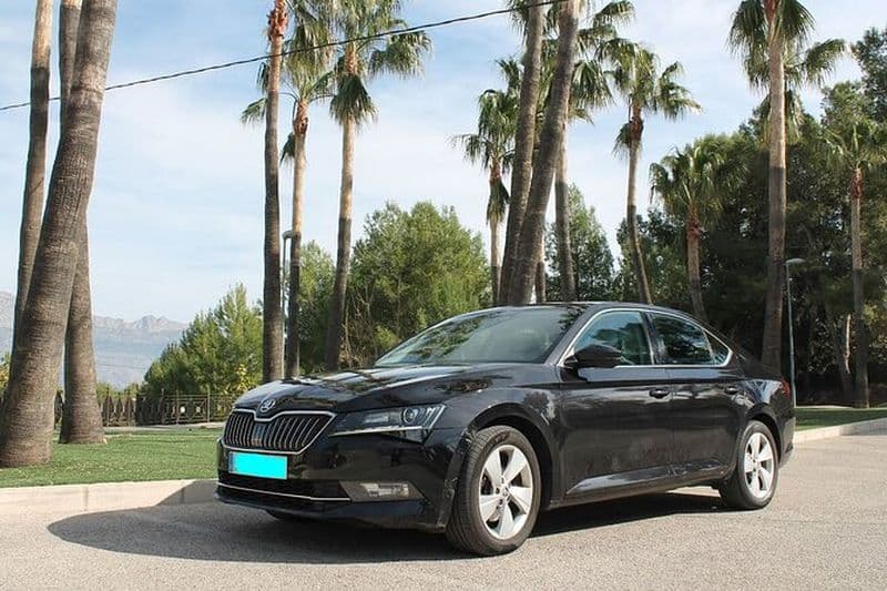 Transfert Aéroport d'Alicante - Plage de San Juan en voiture privée