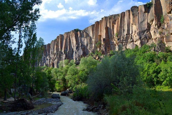 Ville souterraine de Derinkuyu, canyon de Narli Gol Ihlara, village de Belisirma Selime Tour de Cappadoce