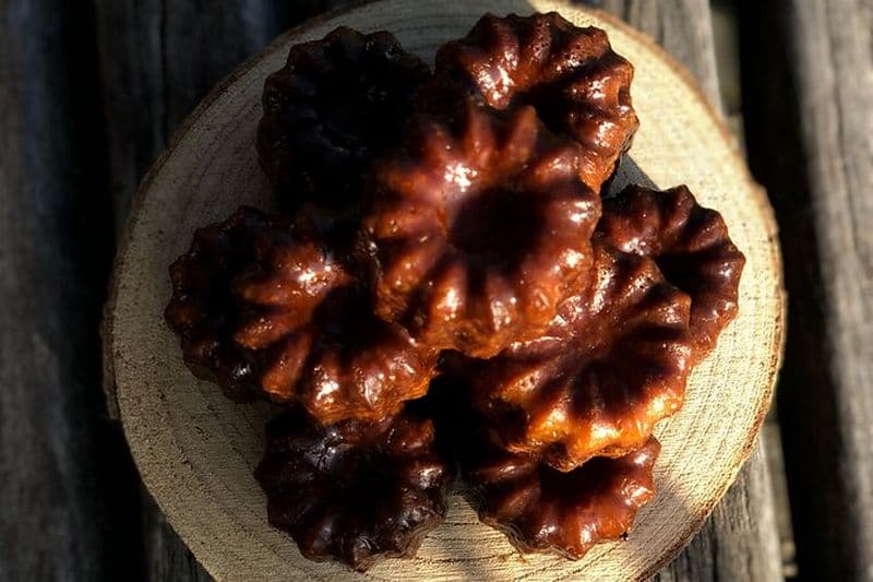 Cours de cuisine privé - Canelés en 3 recettes gourmandes