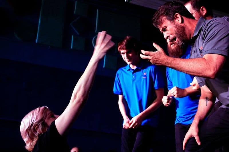 Comédie compétitive @ Neighbourhood Comedy Theatre