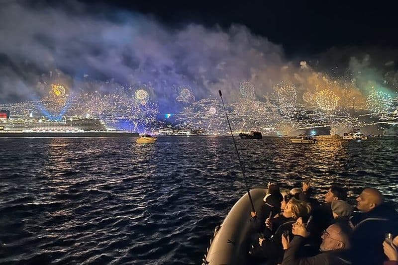 Feux d'artifice en bateau - New Years Eve/Juin Festival Atlantique