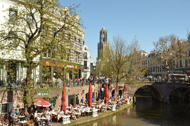 Utrecht 2 - Visite à pied d'une heure | Découvrez la ville avec un habitant