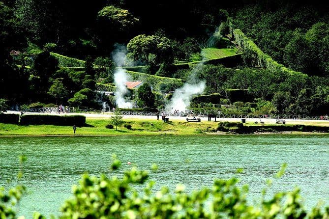 Excursion privée d'une journée en 4x4 au volcan Furnas