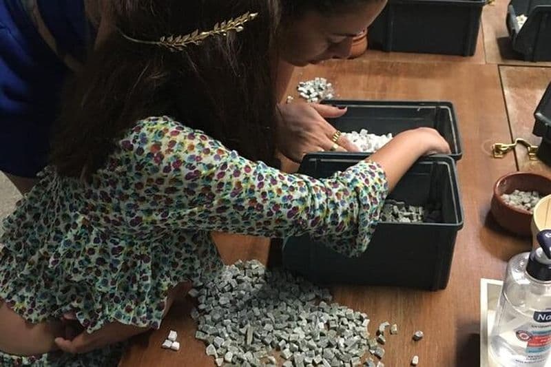 Fabriquez votre propre souvenir d'art de la mosaïque athénienne à rapporter à la maison en seulement 3 heures!