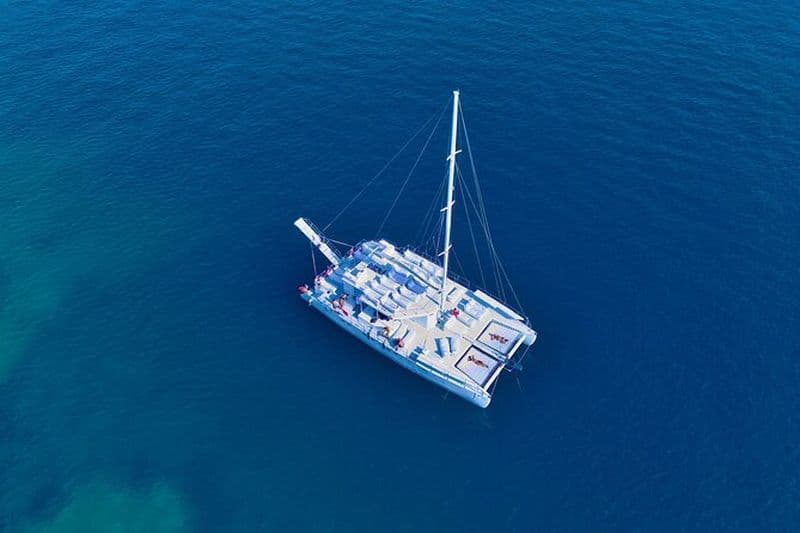 Saranda Catamaran VIP à Krorez et Kakome Beach avec déjeuner
