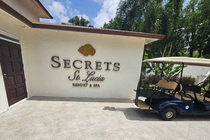 Transfert aller-retour de l'aéroport à Secrets St. Lucia Resort & Spa