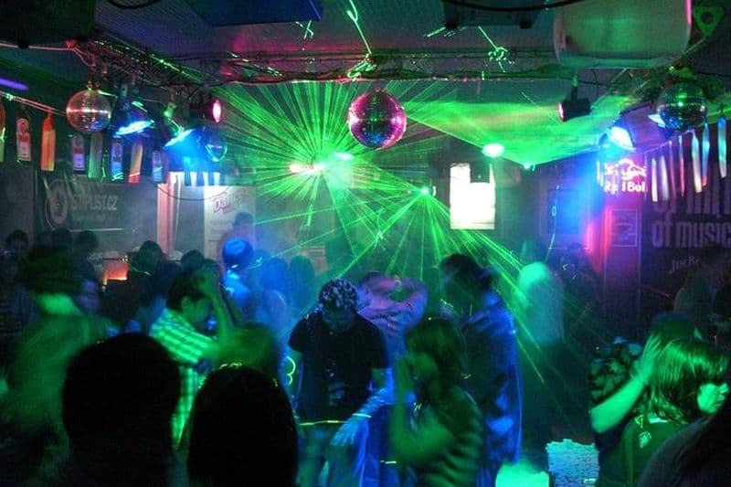 Pub Crawl Porto Night en direct