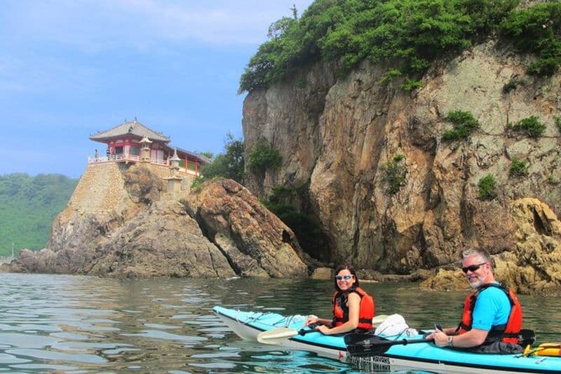 Excursion en kayak de mer à l'histoire de Tomonoura dans la mer intérieure de Seto