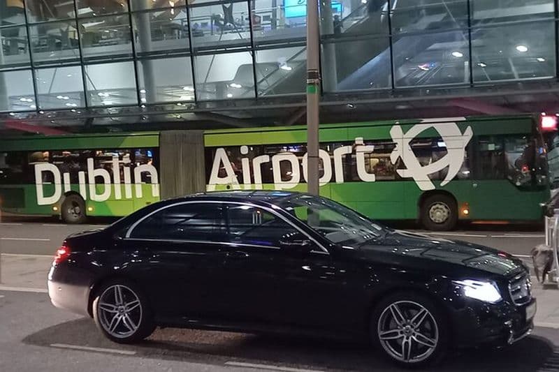 Service de voiture privée de l'aéroport de Dublin à Culloden Estate & Spa