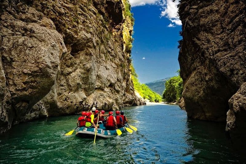 Arachthos rivière d'eau vive Rafting: Pont de Plaka- Tzari