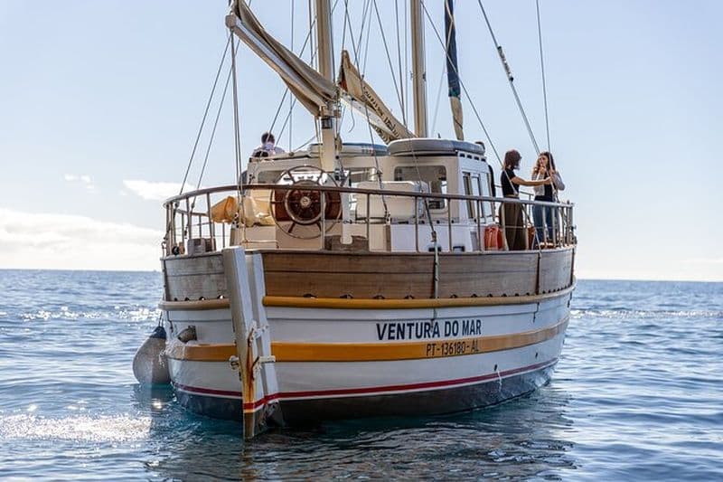 Visite des baies de Madère en bateau à voile