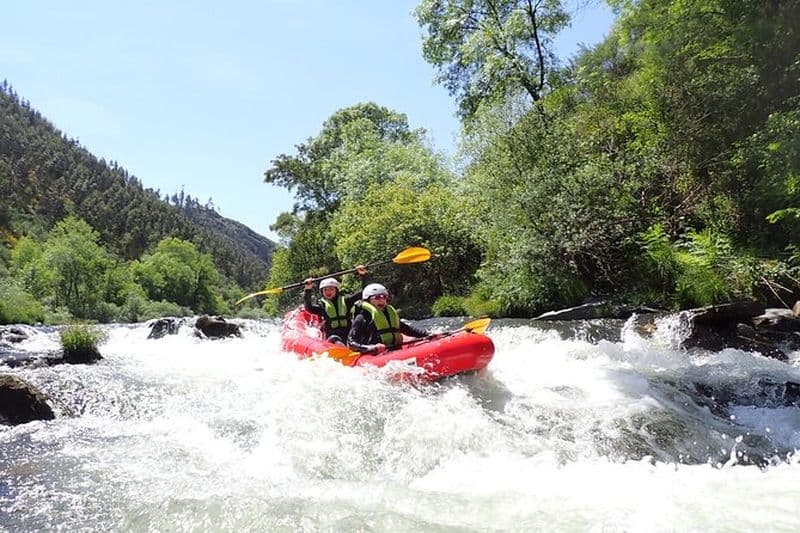 Depuis Arouca : excursion aventure en canoë-rafting sur la rivière Paiva