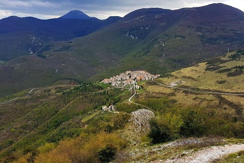 Activité de randonnée entièrement accompagnée de 5 heures à Castelletta