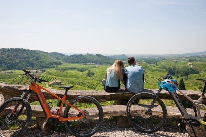 Valdobbiadene en vélo électrique à travers les vignobles - Collines du Prosecco UNESCO