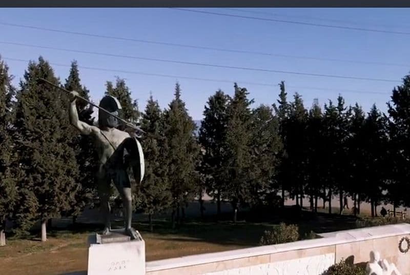 Visite privée des Thermopyles avec un pick-up (Facultatif Delphes)