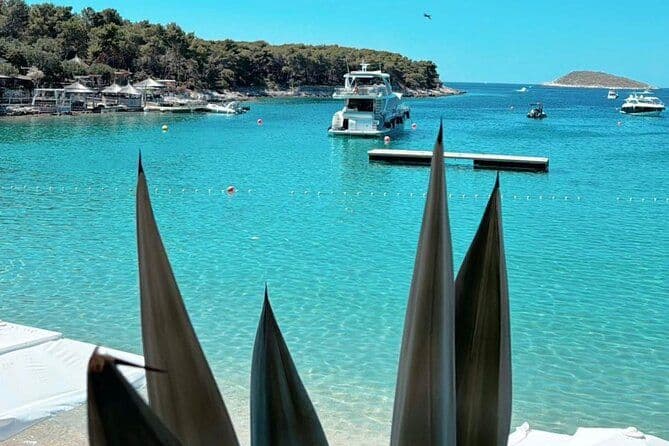 Split : Excursion en bateau à moteur Blue Lagoon & 3 îles - Petit groupe