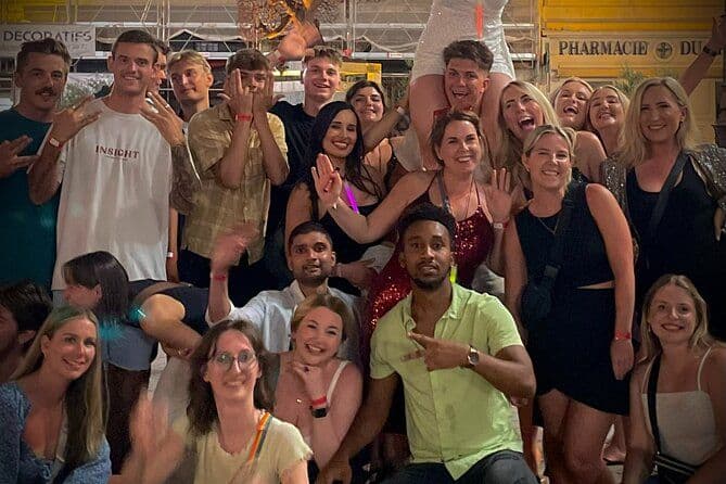 Paris International Pub Crawl avec des coups gratuits et des jeux amusants