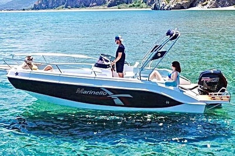 Tropea: Location Bateau Neuf 2025. 4 heures de pur plaisir - 7 places