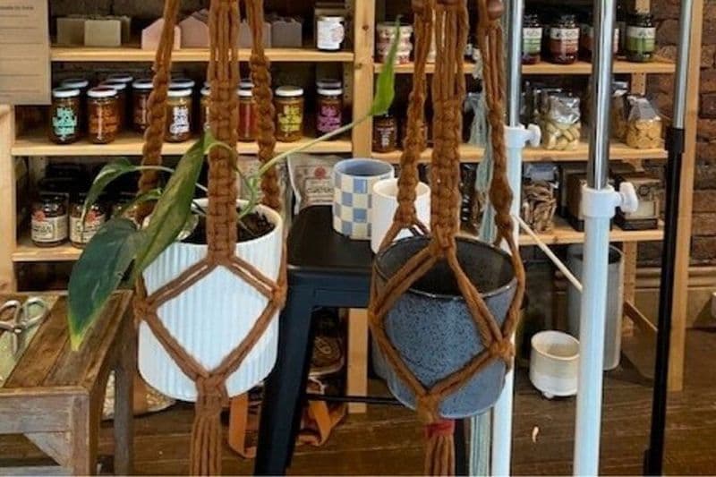 Macrame Pot Holder Workshop Tamborine Mountain Australie
