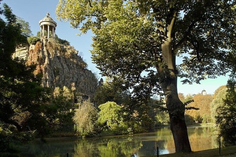 Visite guidée aux Buttes Chaumont et ses environs