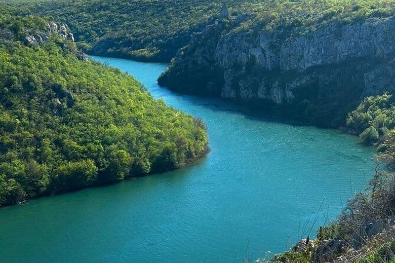 Excursion en quad en VTT au départ de Split avec baignade et cascades