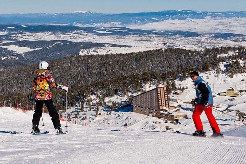Transferts privés de la ville d'Ankara ou de l'aéroport d'Esenboga vers / depuis la station de ski de Kartalkaya