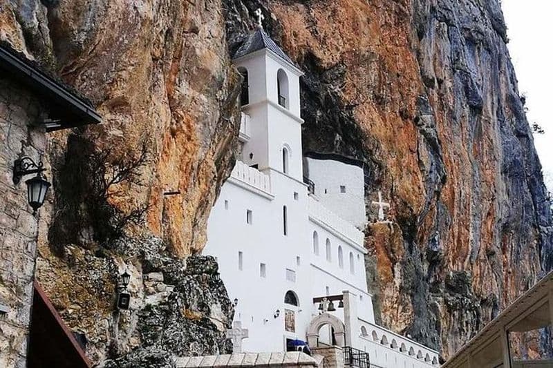 Visite du monastère d'Ostrog
