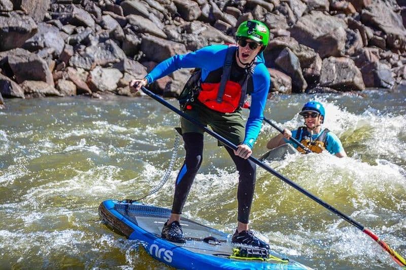 Excursion d'une demi-journée en paddleboard sur le haut fleuve Colorado