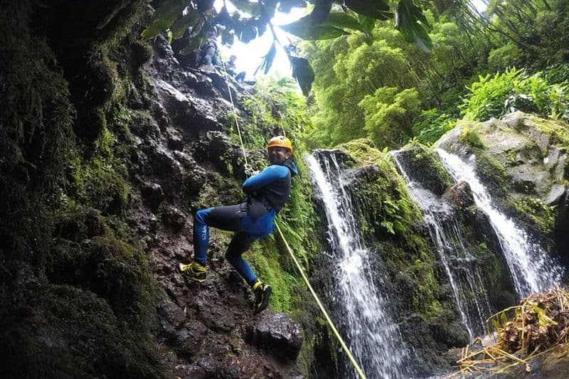 Expérience de canyoning à Ribeira Grande