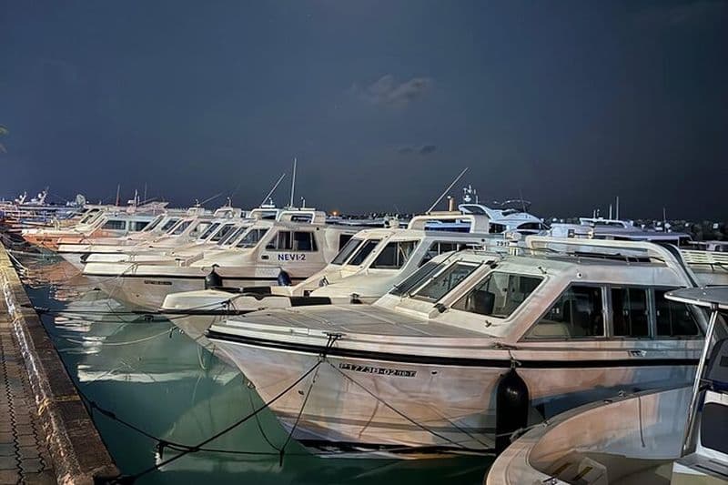 Island Connect Sri Lanka Voyage Pickup Airport Drop