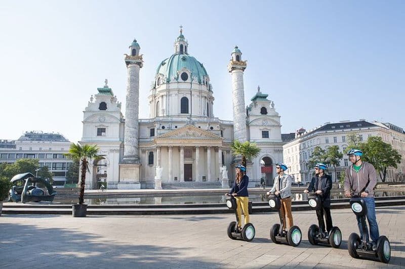 Tour privé : Tour de la ville de Vienne en Segway