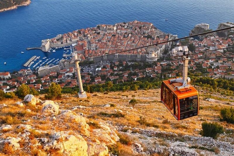 Explorez Dubrovnik en téléphérique Visite privée
