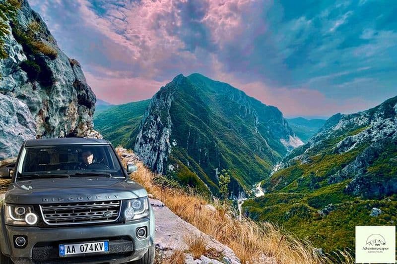 Randonnée sur le mont Gamti et le lac Bovilla depuis Tirana en Luxe Land Rover