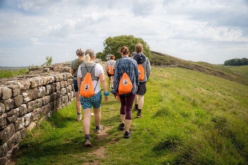 Visite de survie de l'apocalypse sur le mur d'Hadrien