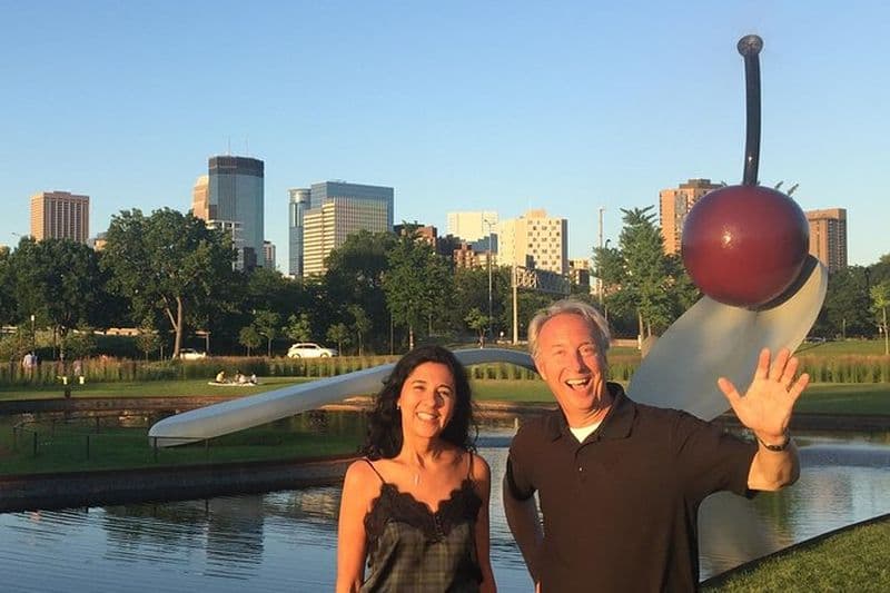 Visite privée à cheval et à pied des points forts de Minneapolis et Saint-Paul (3 heures)