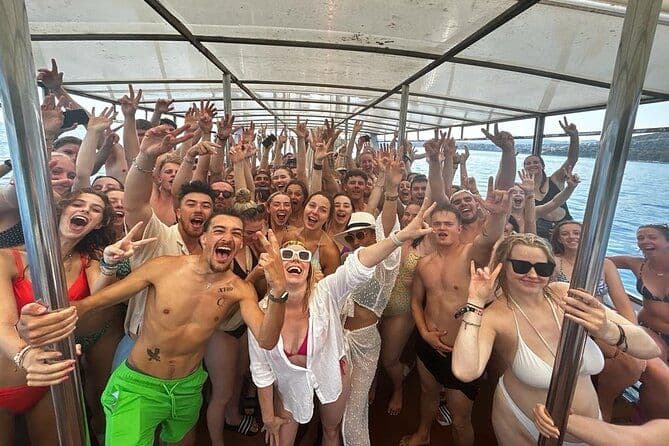 Captain’s Boat Party Split – Blue Lagoon Swim Stop + Free Shots &DJ