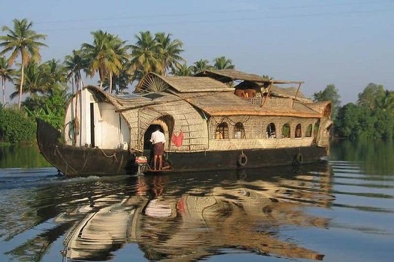 Croisière privée dans la mer dans la mer à Alleppey au départ de Bangalore