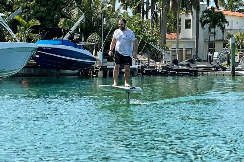 Surf E-foil privé à New York