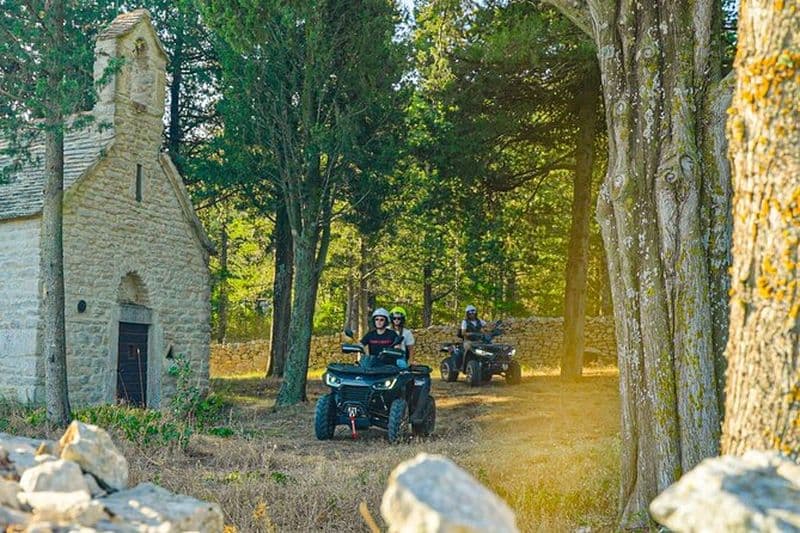 Excursion hors route en VTT sur l'île de Šolta au départ de Split