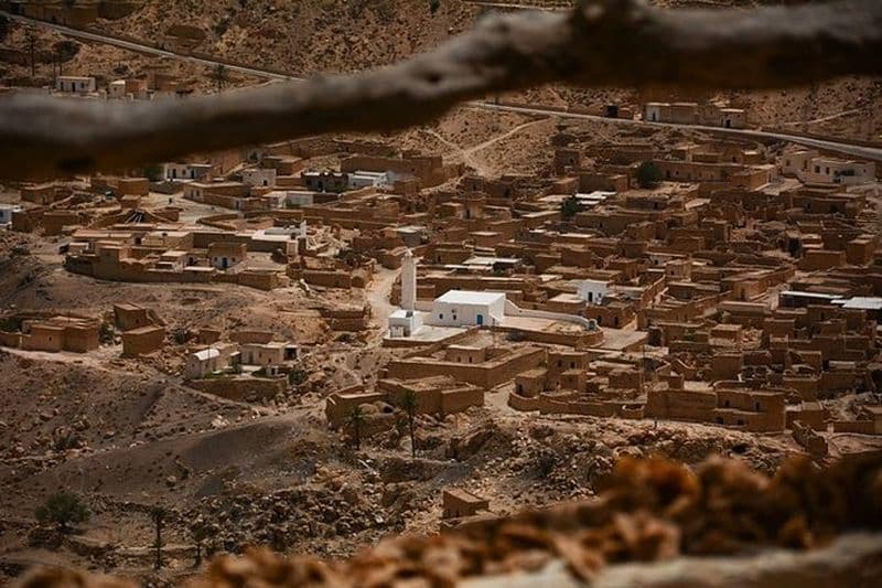 Ksar Ghilane 1 journée : La source d'eau chaude et la visite chez l'habitant