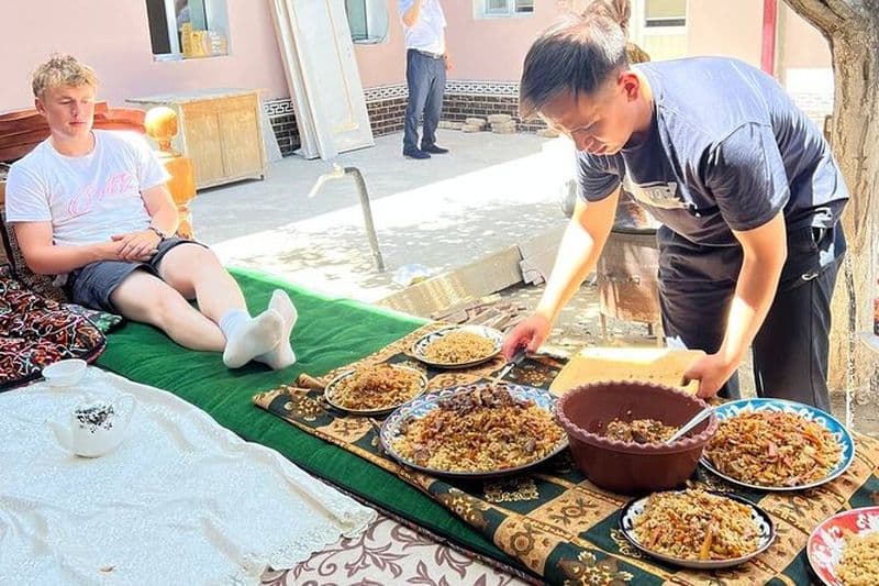 Cours de cuisine Plov à la maison locale ouzbèke