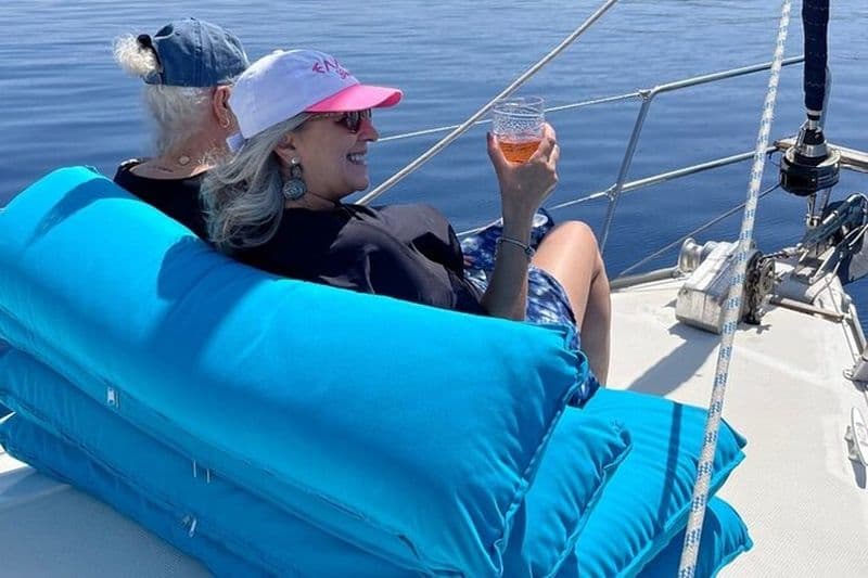 Excursions d'une journée à la voile au départ de Nidri