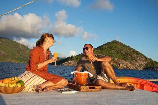 Naples Sunset Boat Tour : Croisière privée avec apéritif