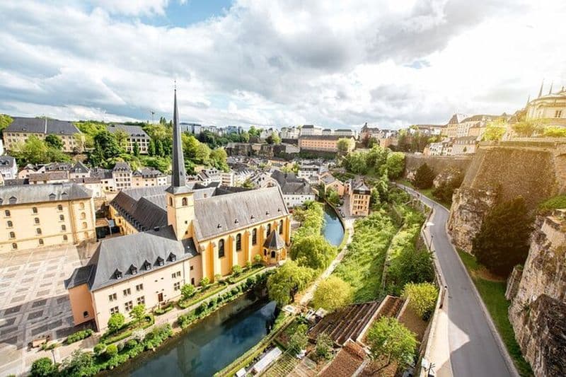 Luxembourg city walking tour