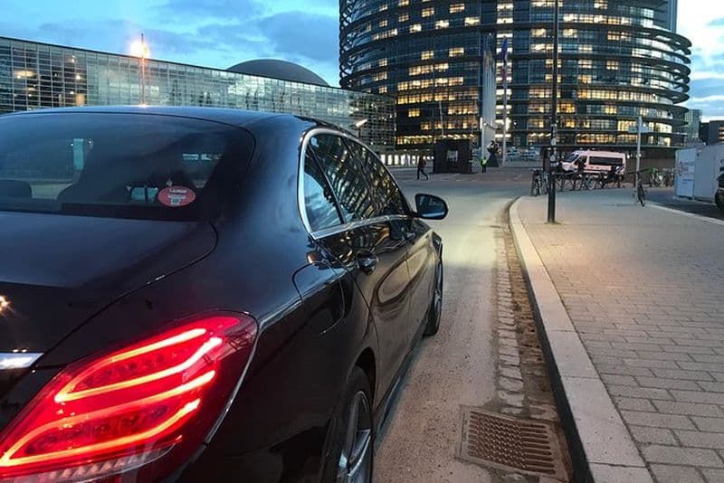 Chauffeur personnel taxi Strasbourg <=> Aéroport paris charles de gaule (CDG)