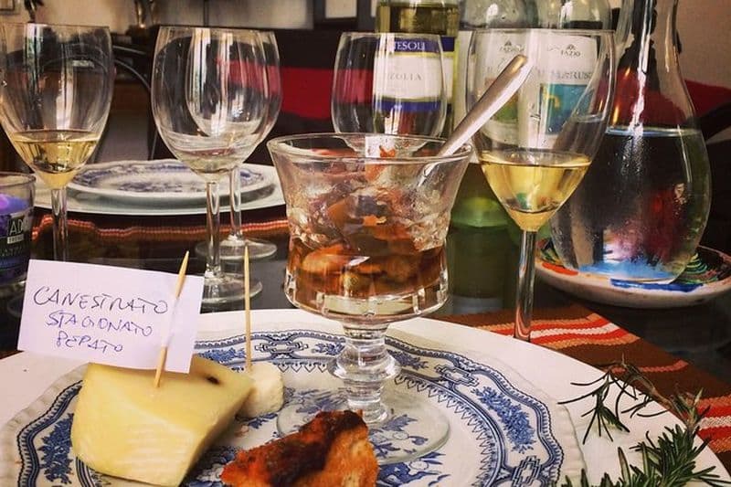 Dégustation de vins et fromages siciliens à Palerme